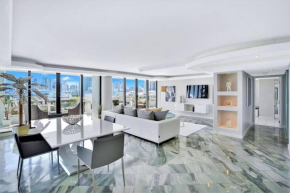 Sea Forever! Miami Skyline And Water Views